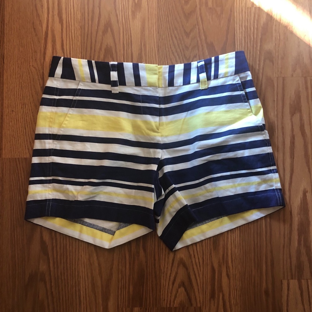 Like new vineyard vine women’s shorts